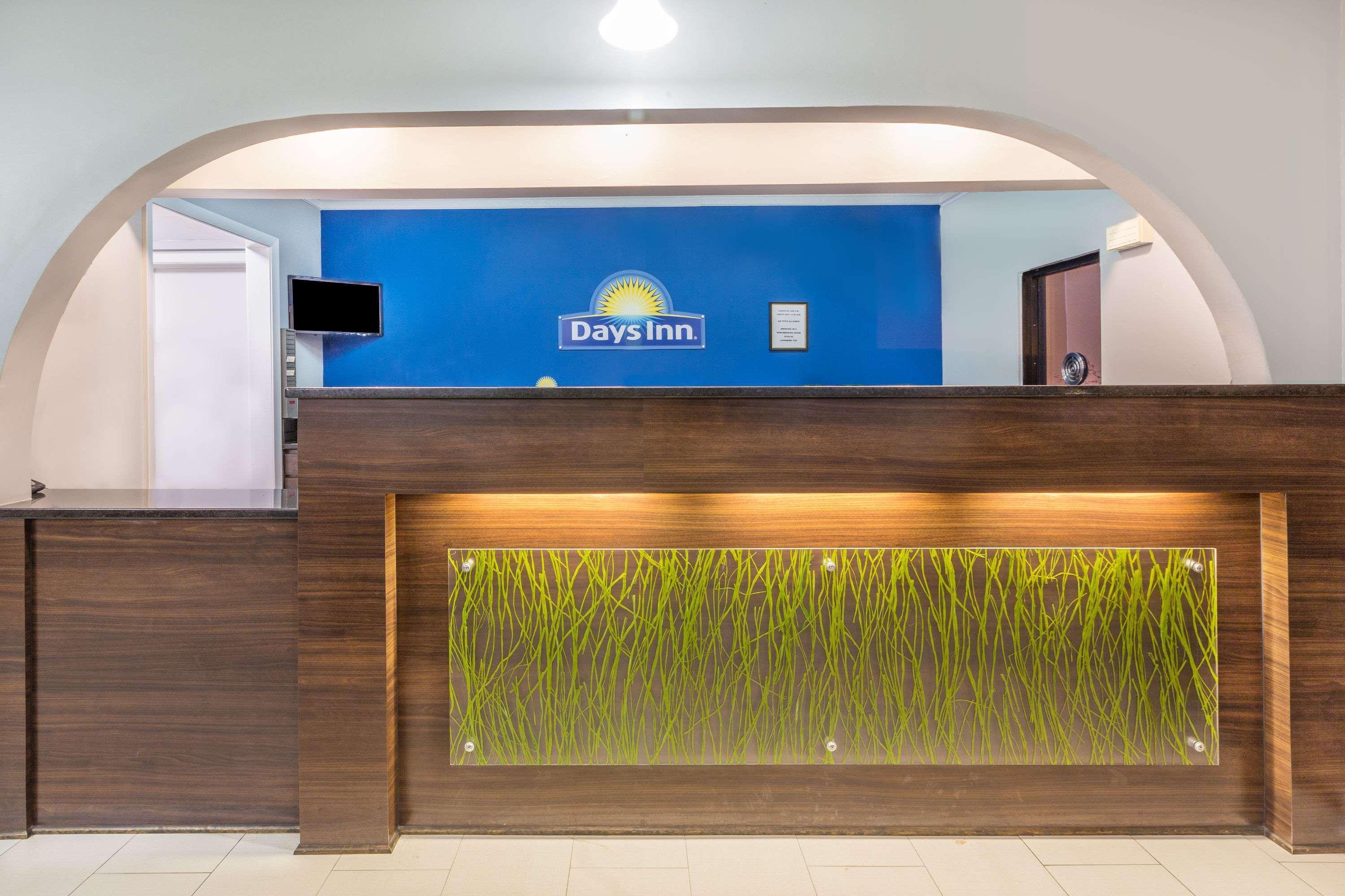 Days Inn By Wyndham Rayville Екстериор снимка